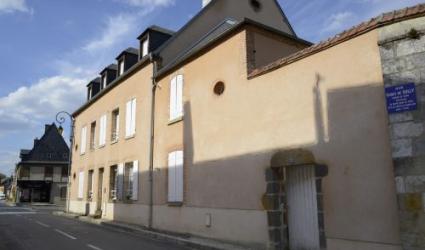 Annonce immobilière - location - Appartement - LA CHAPELLE D ANGILLON - 18
