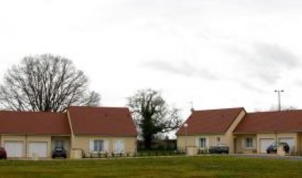 Annonce immobilière - location - Maison - CHEZAL BENOIT - 18