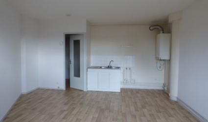 Annonce immobilière - location - Appartement - ST GERMAIN DU PUY - 18