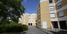 Appartement - BOURGES - CHER                     18 - Annonce immo: photo 2